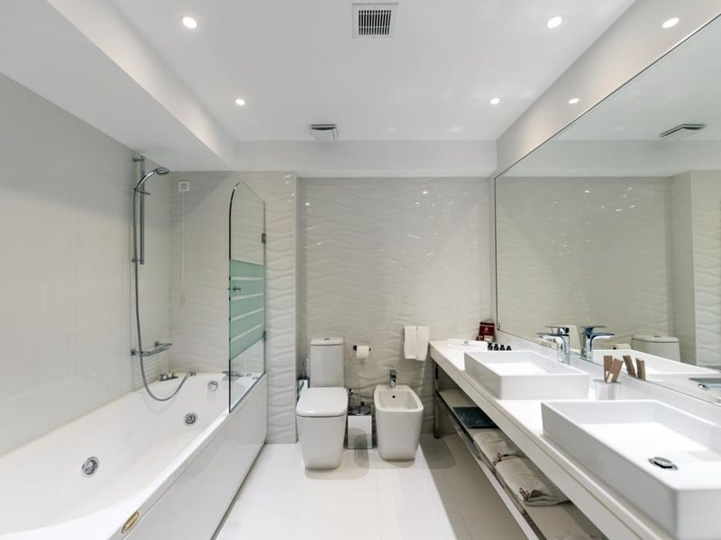 Pomegranate Wellness Spa Hotel (ex 251547