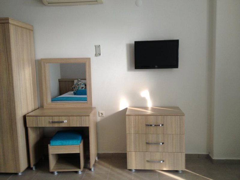 Ponz Apart Hotel 277155