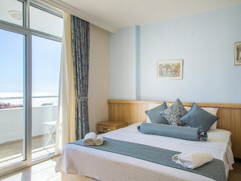 Ponz Apart Hotel 277171