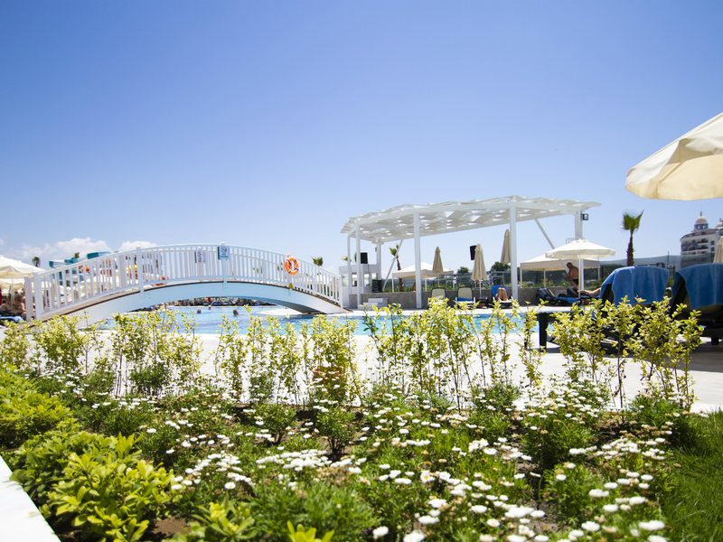 Port River Hotel & Spa 66125