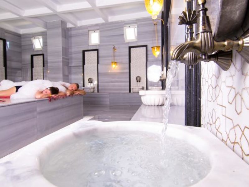 Port River Hotel & Spa 66131