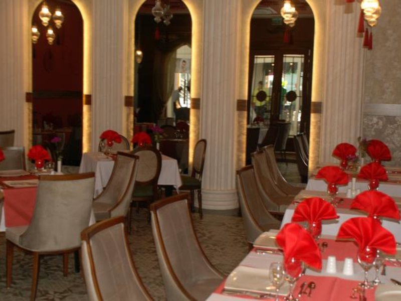 Port River Hotel & Spa 66145