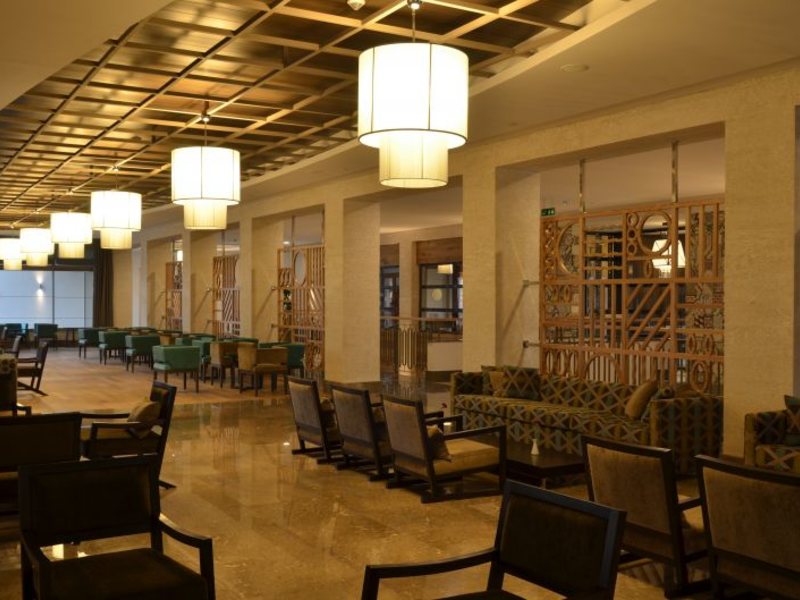 Port Side Resort 34497