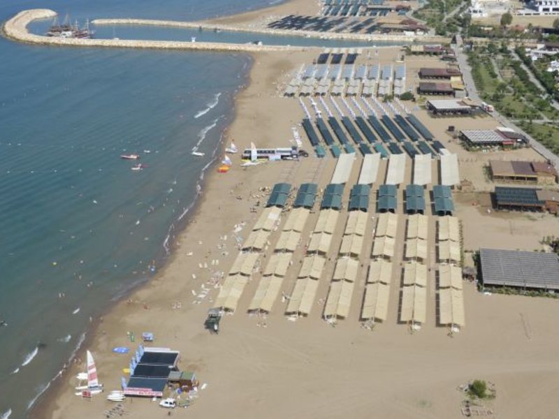 Port Side Resort 34505