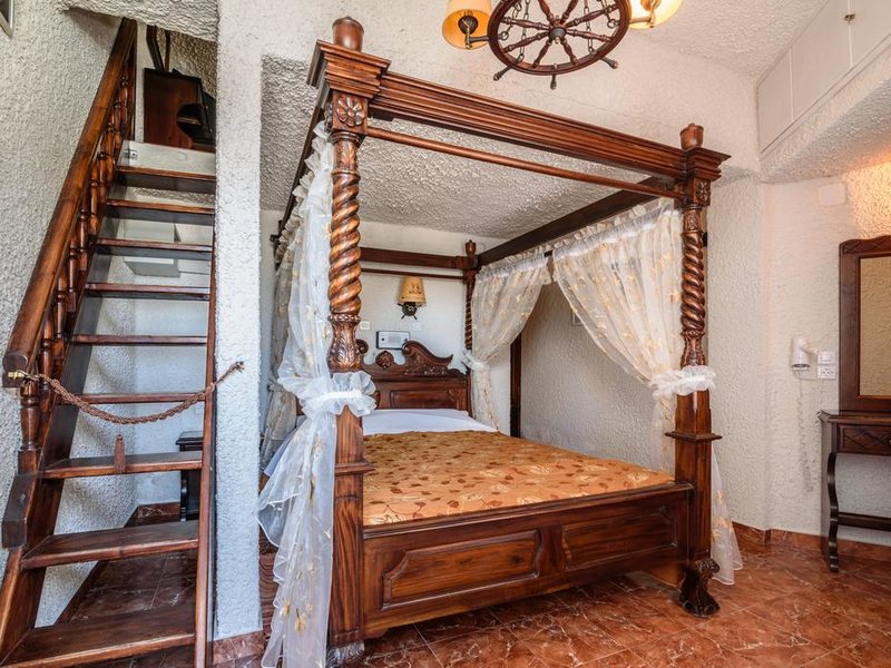 Porto Perissa 284889