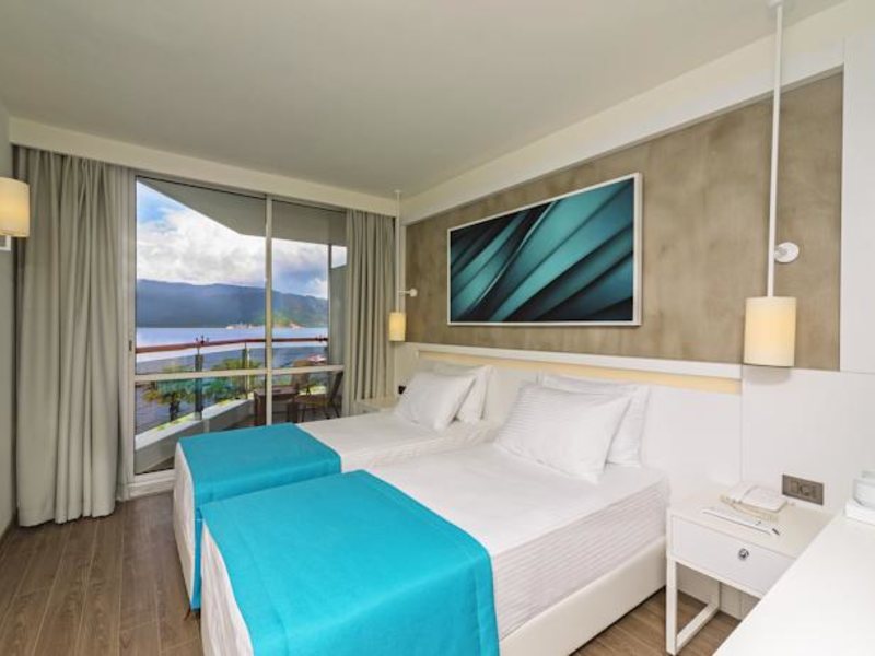 Poseidon Hotel 99577