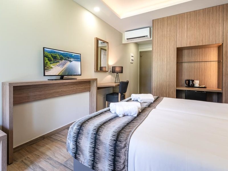 Poseidon Resort Hotel  284957