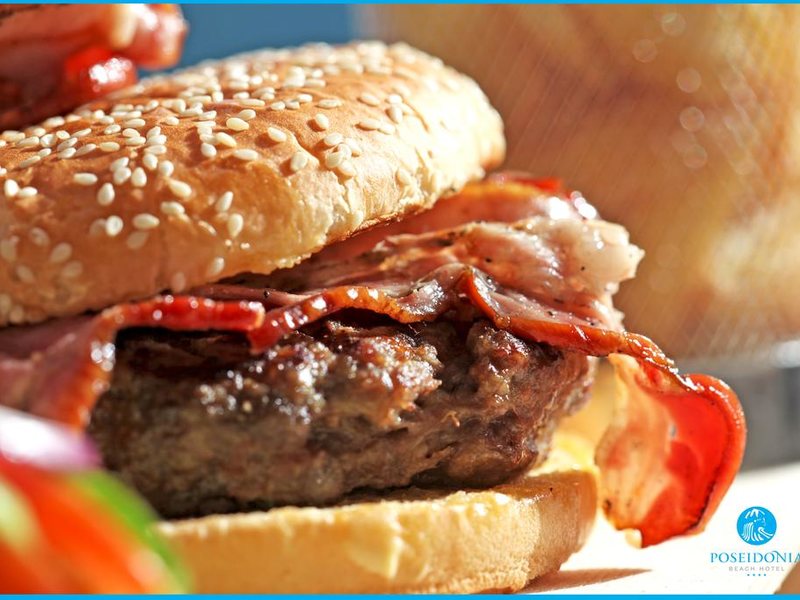 Poseidonia Beach Hotel 291377