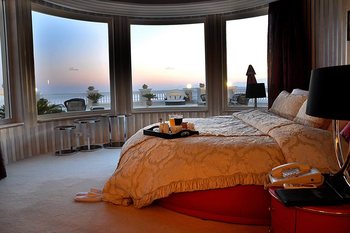 Premier Romance Boutique Hotel