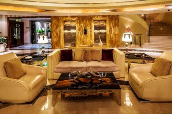 Premier Romance Boutique Hotel