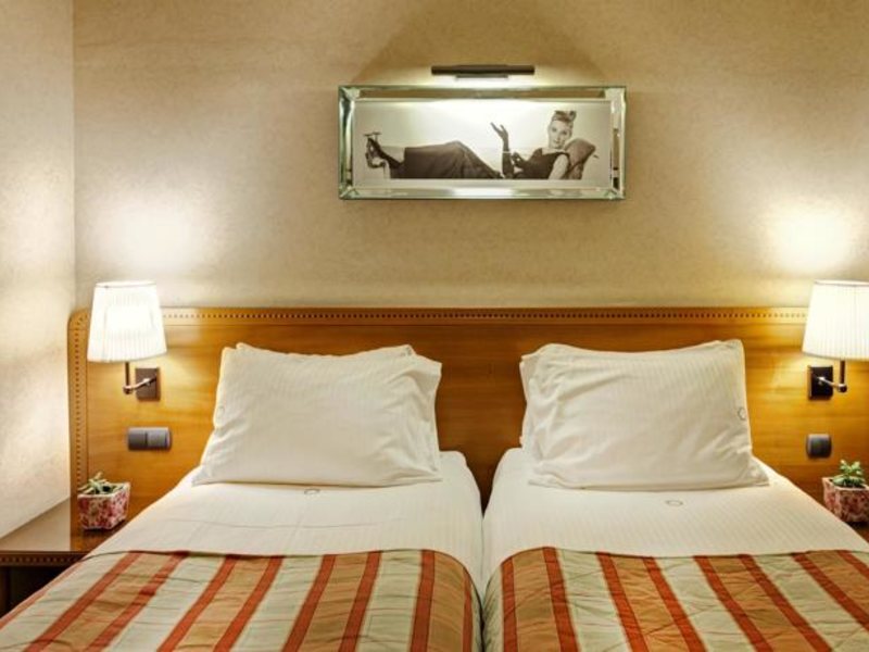 President Hotel 80790