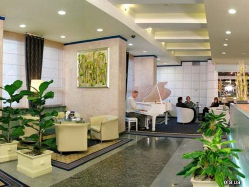 President Hotel  11360