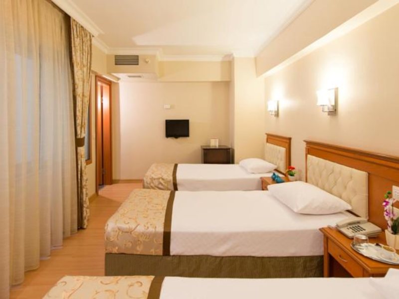 Prestige Hotel 161341