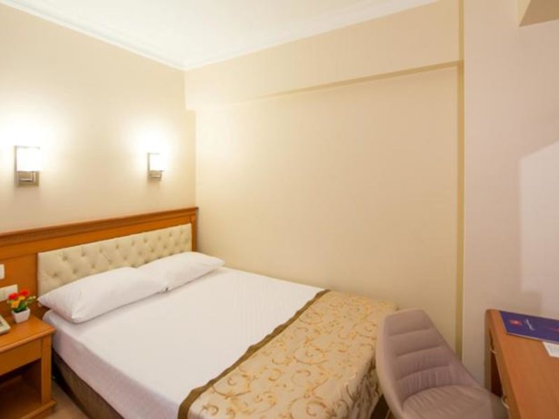 Prestige Hotel 161349