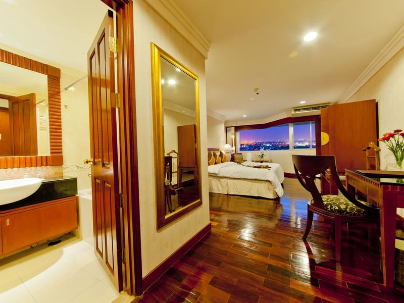 Prince Palace Hotel 241027