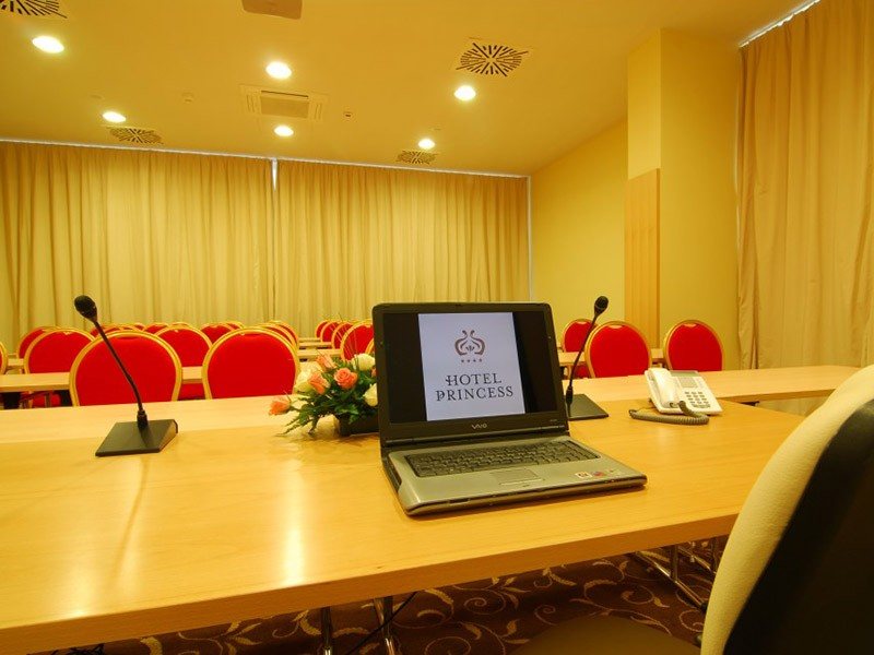 Princess Beach & Conference Resort 81181