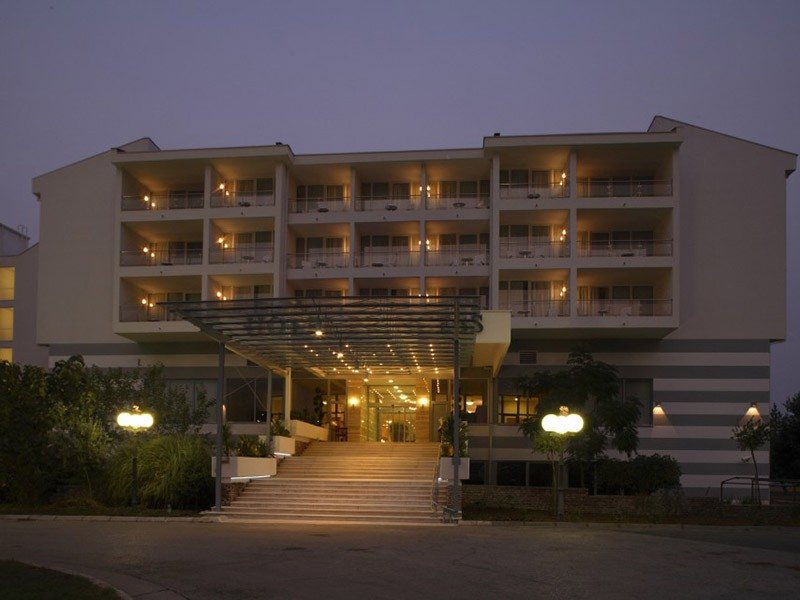 Princess Beach & Conference Resort 81196