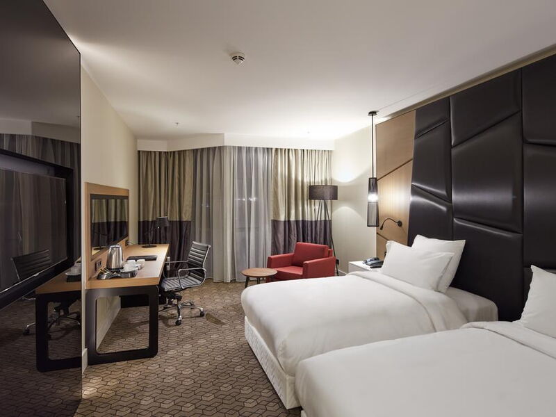 Pullman Istanbul Hotel & Convention Center 302303
