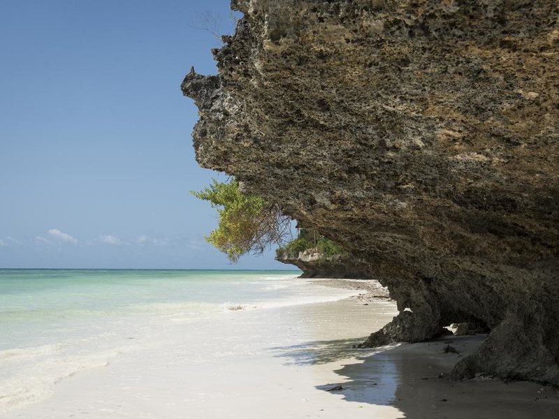 Qambani Luxury Resort 229224