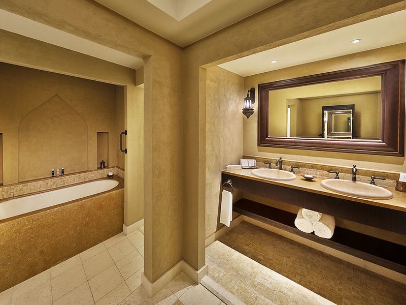 Qasr Al Sarab Desert Resort by Anantara 300017