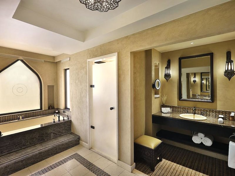 Qasr Al Sarab Desert Resort by Anantara 300022