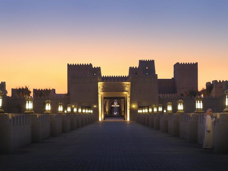 Qasr Al Sarab Desert Resort by Anantara 300043