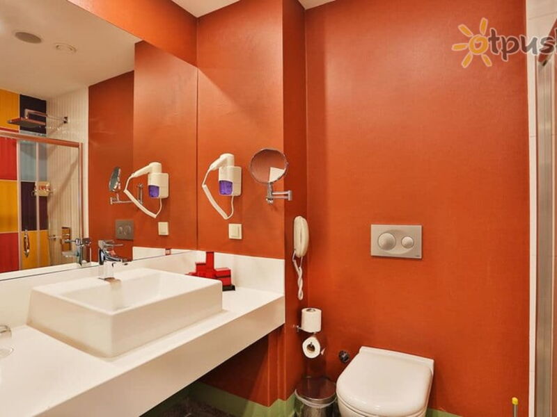 Qua Hotel 280636