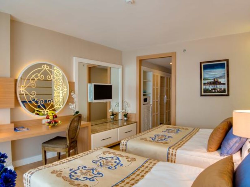 Quattro Beach Resort & Spa 66566