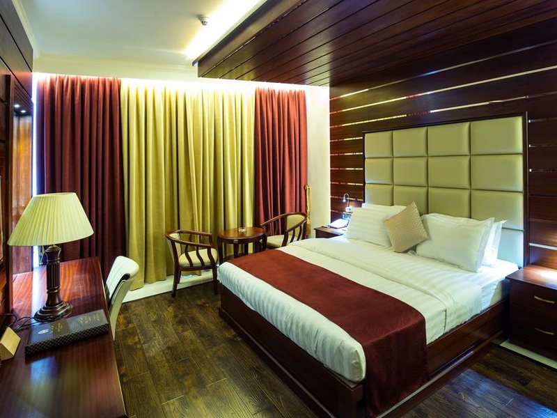 Queen Palace Hotel  230438