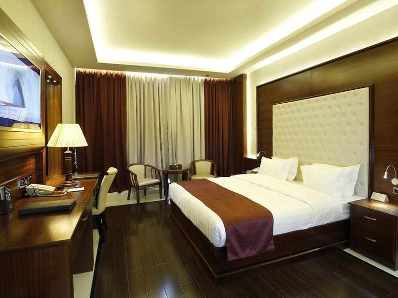 Queen Palace Hotel  230442