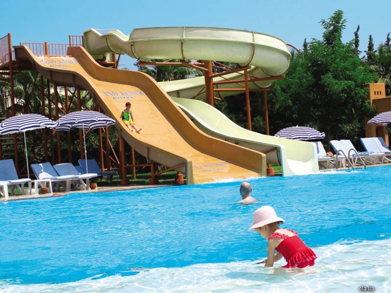 Queen’s Park Goynuk (ex 18951