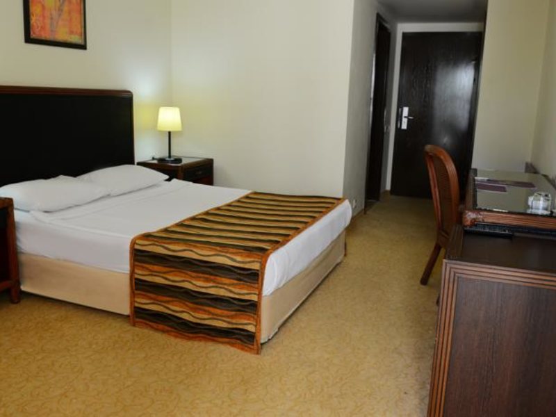 Queen’s Park Goynuk (ex 99924