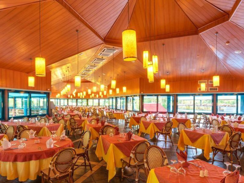 Queen s Park Le Jardin 56870