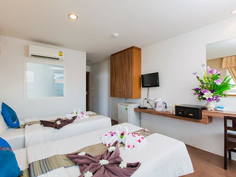 RCB Patong Hotel 210234