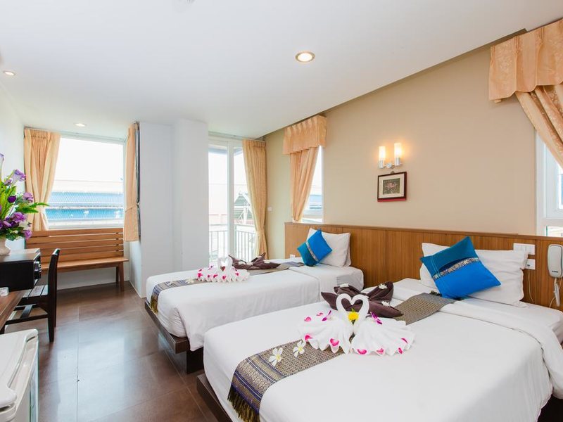 RCB Patong Hotel 210240