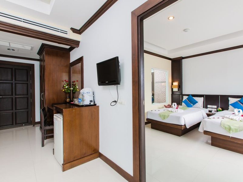 RCB Patong Hotel 210243