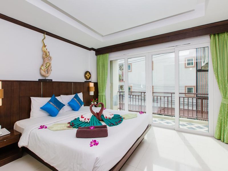 RCB Patong Hotel 210247