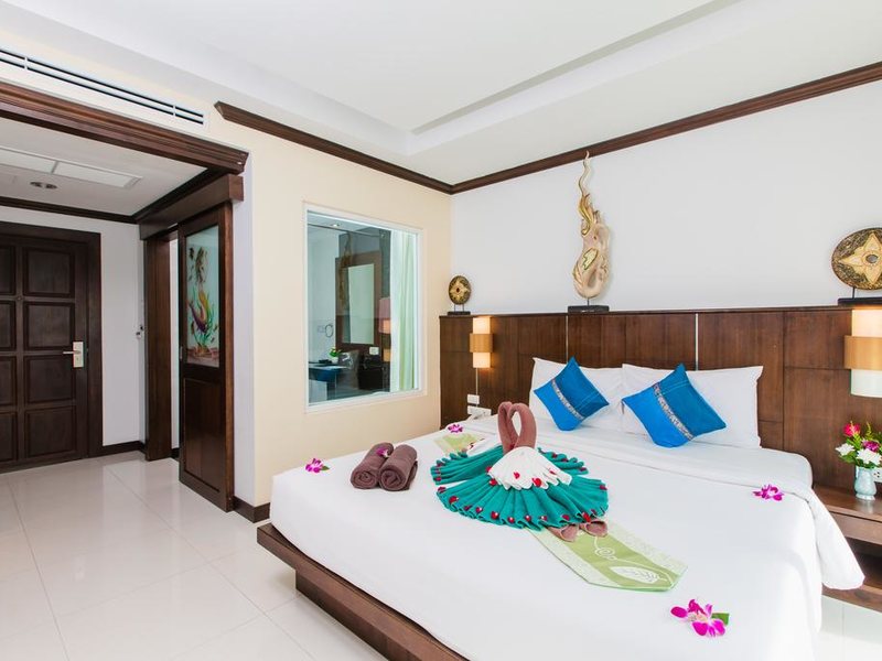 RCB Patong Hotel 210248