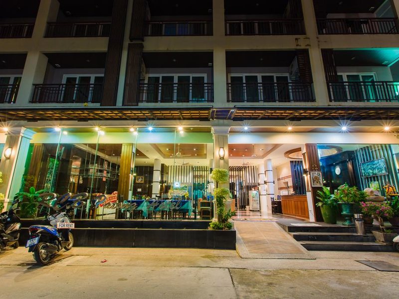 RCB Patong Hotel 210252