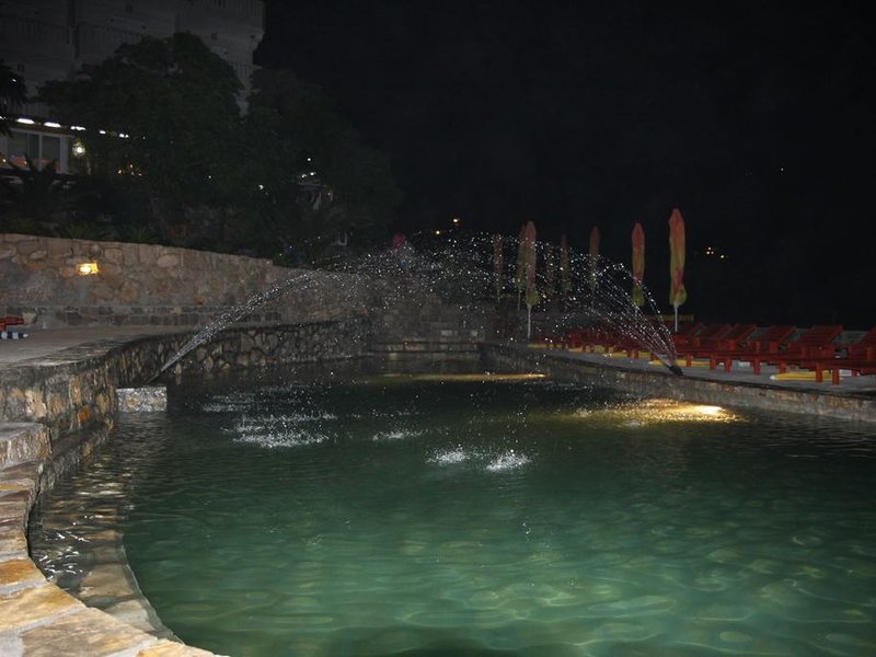 R Small Hotel 308571