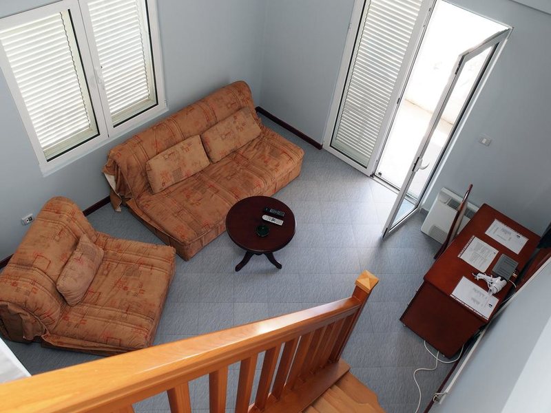 R Small Hotel 308588