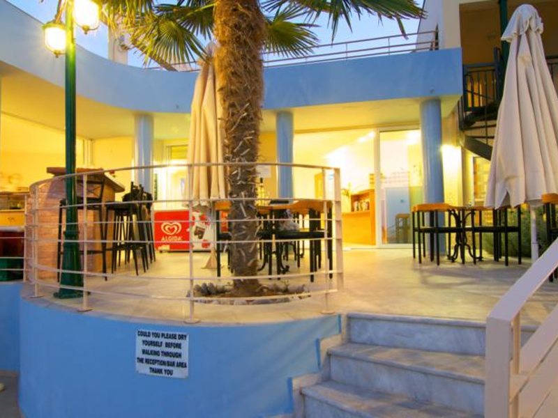 Radamanthys Apartments 98934