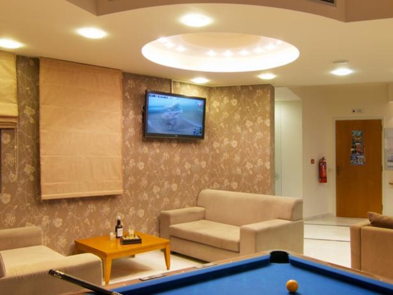 Radamanthys Apartments 98941