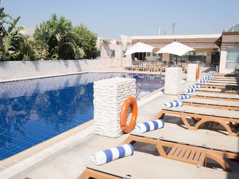 Radisson Blu Cairo 274021