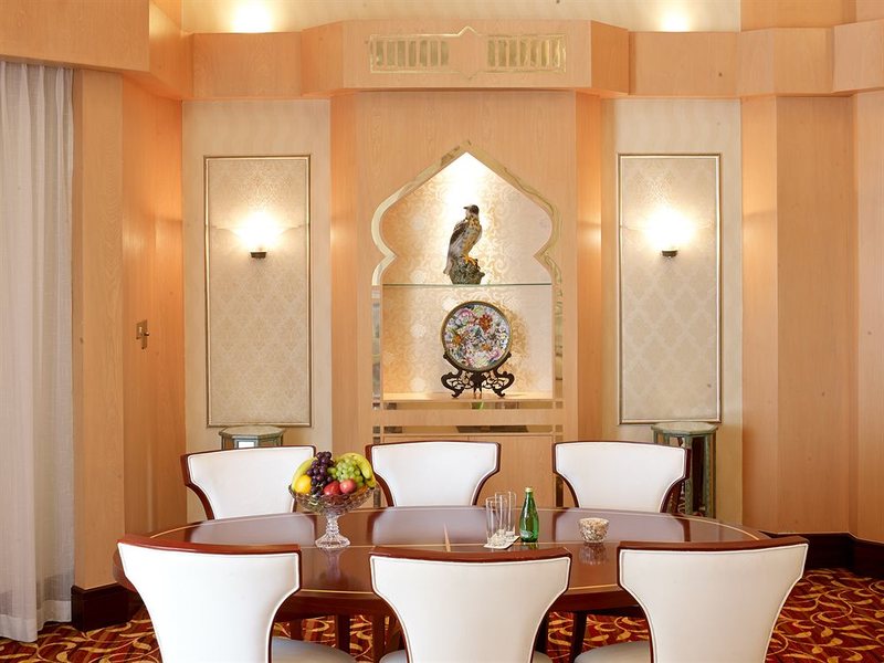 Radisson Blu Hotel Dubai Deira Creek 48818