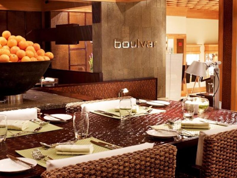 Radisson Blu Hotel Dubai Deira Creek 48840