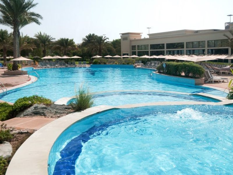 Radisson Blu Hotel & Resort, Abu Dhabi Corniche (ex 46846
