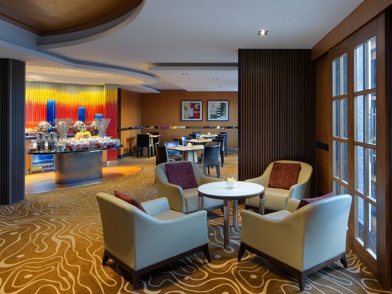 Radisson Blu Media City 48742