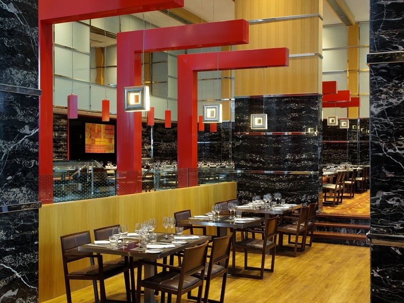 Radisson Blu Media City 48744