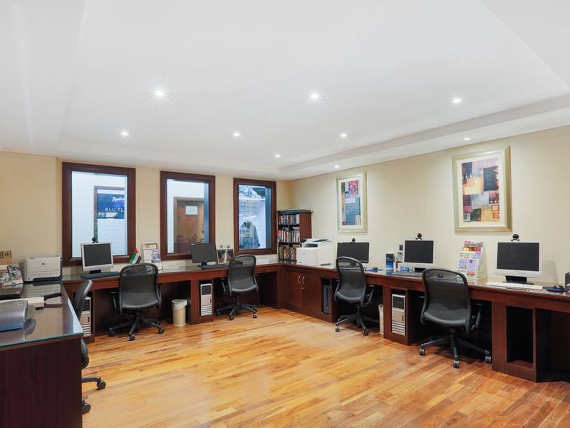 Radisson Blu Resort Sharjah (ex 296835